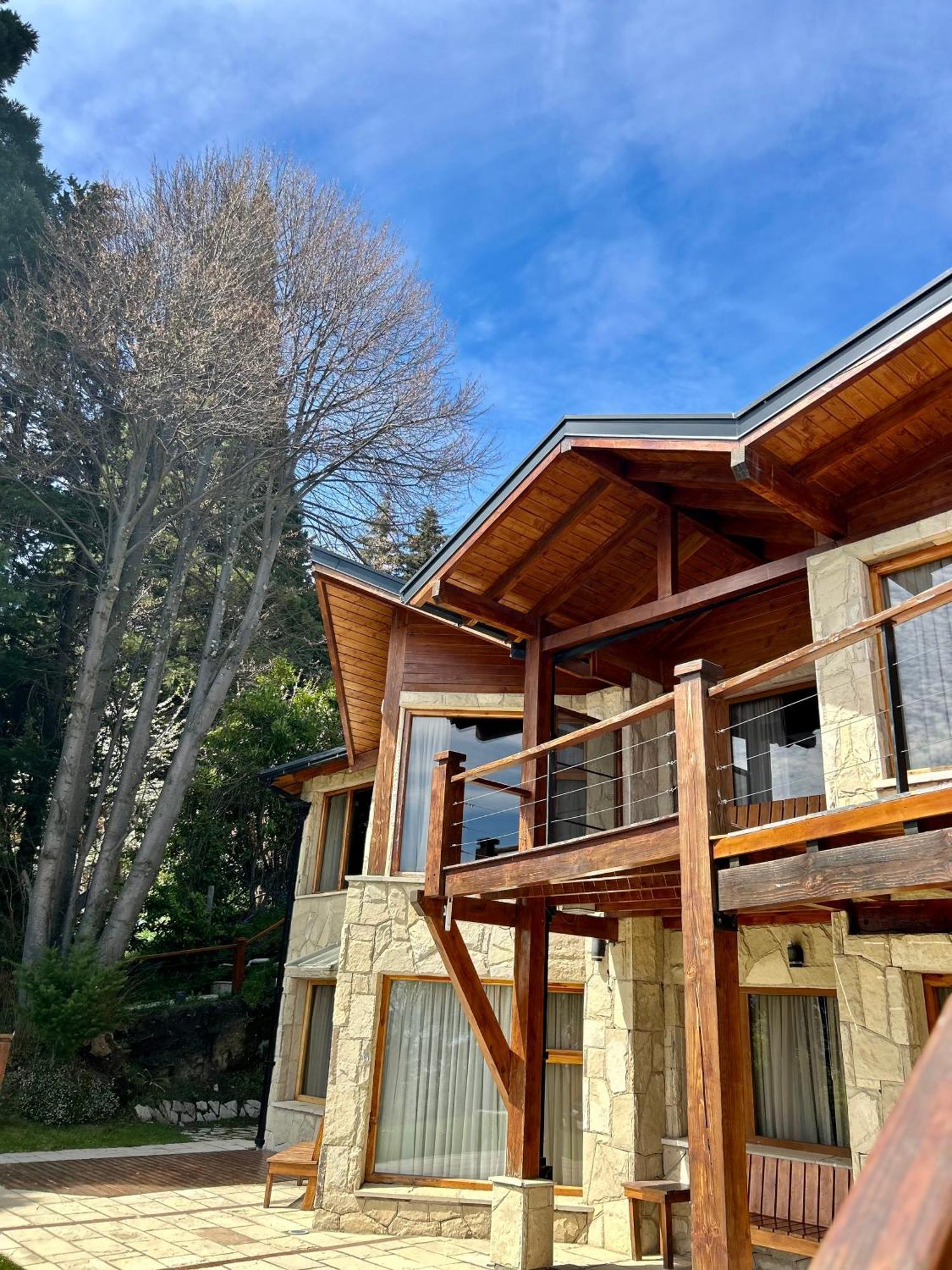 Bahia Paraiso Apart & Suites San Carlos de Bariloche Eksteriør billede