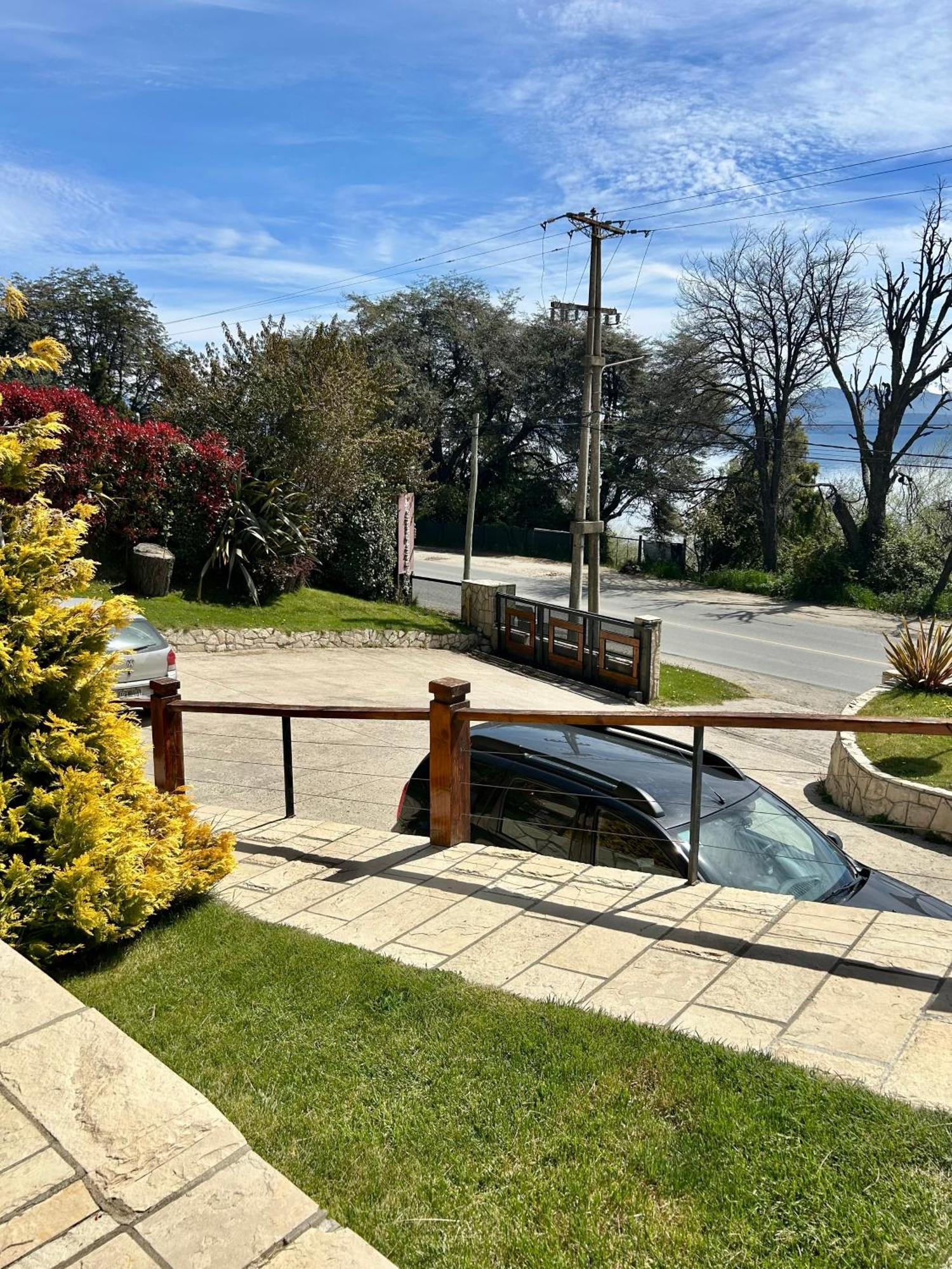 Bahia Paraiso Apart & Suites San Carlos de Bariloche Eksteriør billede
