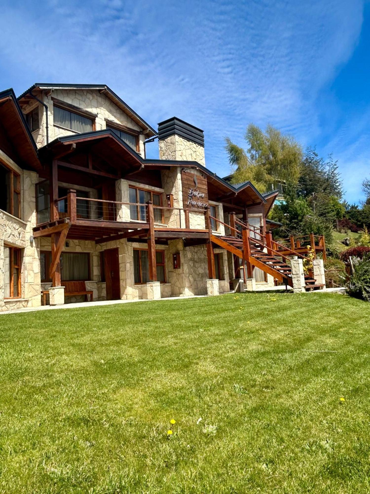 Bahia Paraiso Apart & Suites San Carlos de Bariloche Eksteriør billede
