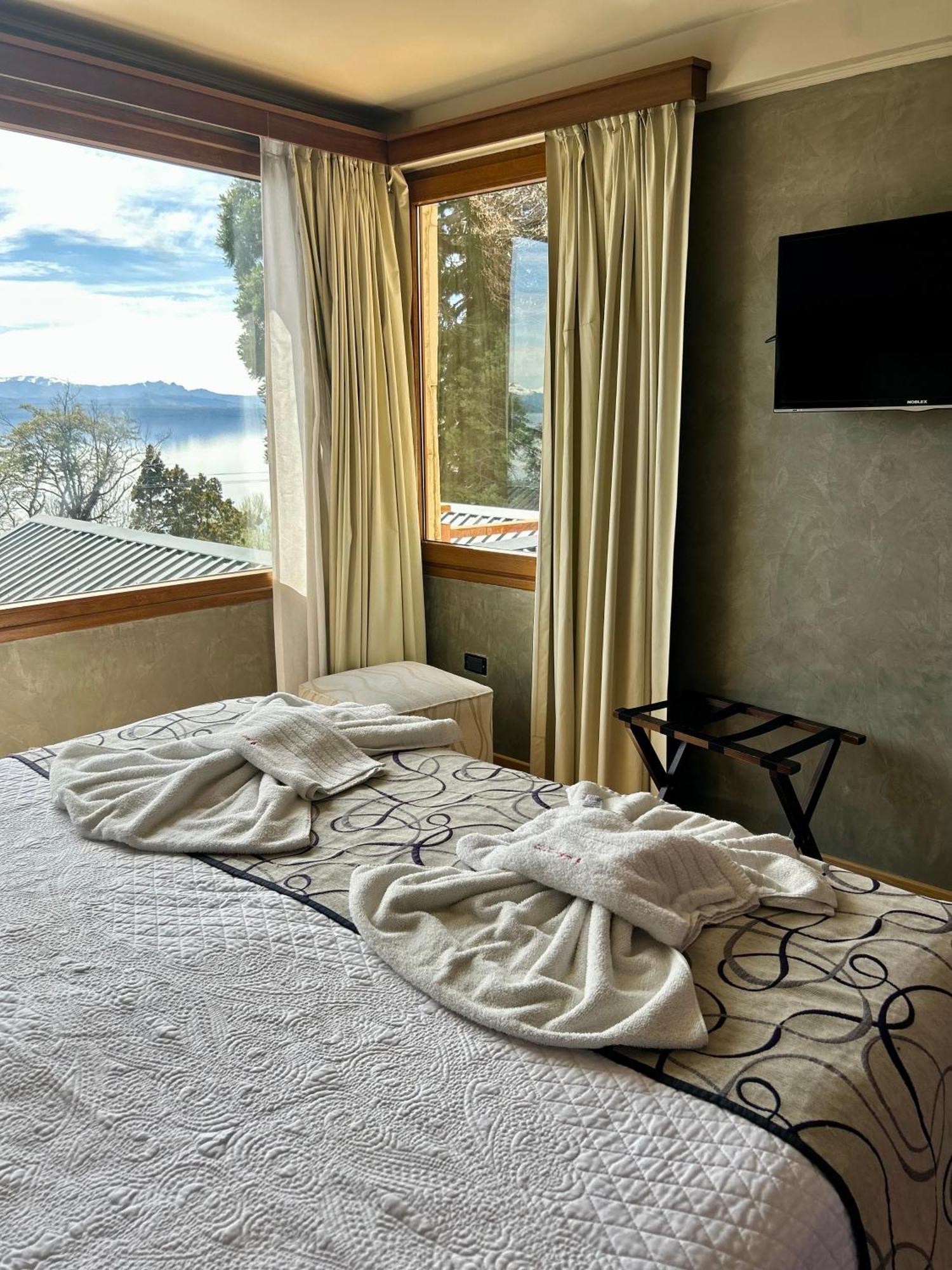 Bahia Paraiso Apart & Suites San Carlos de Bariloche Eksteriør billede
