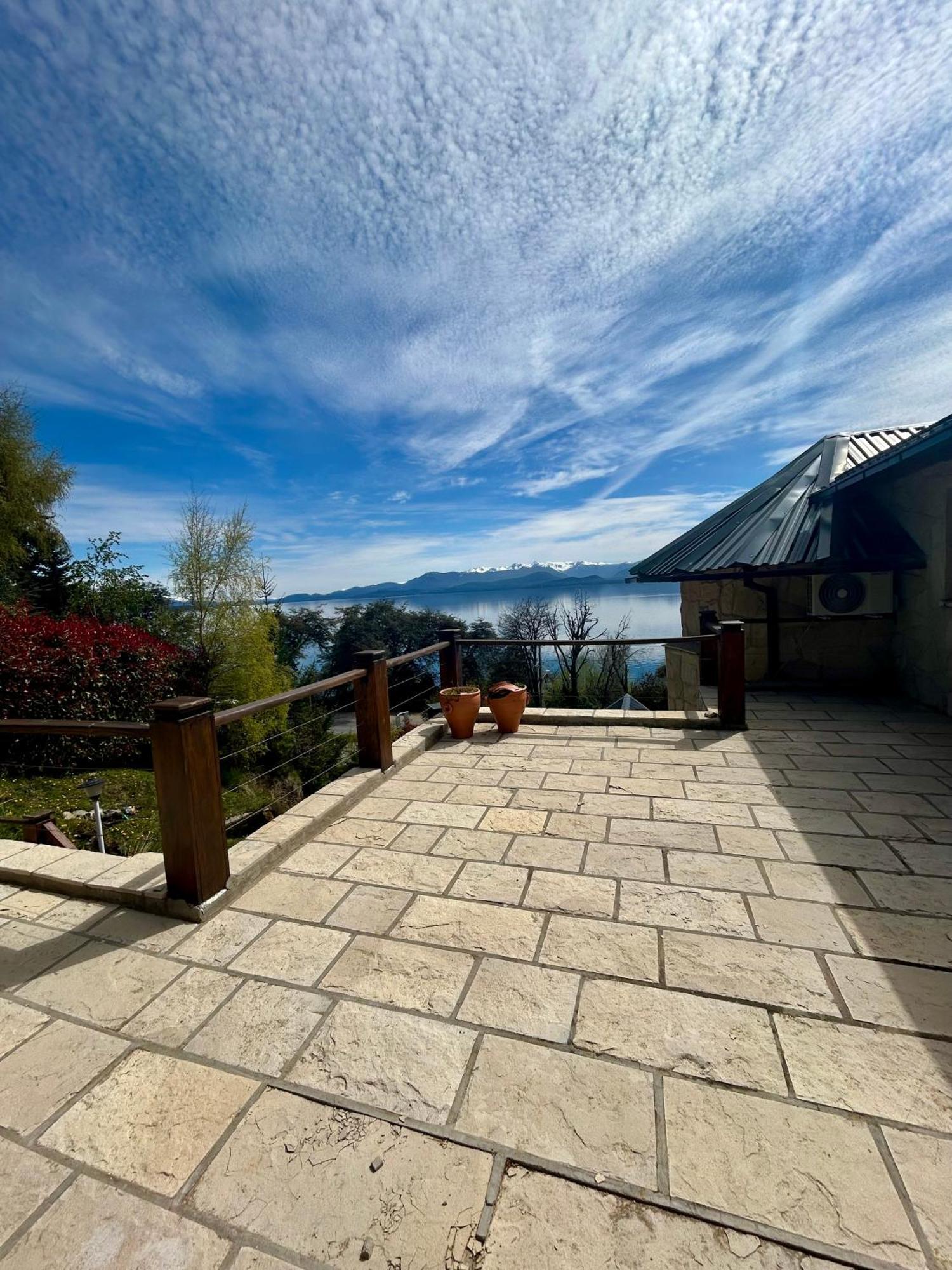 Bahia Paraiso Apart & Suites San Carlos de Bariloche Eksteriør billede