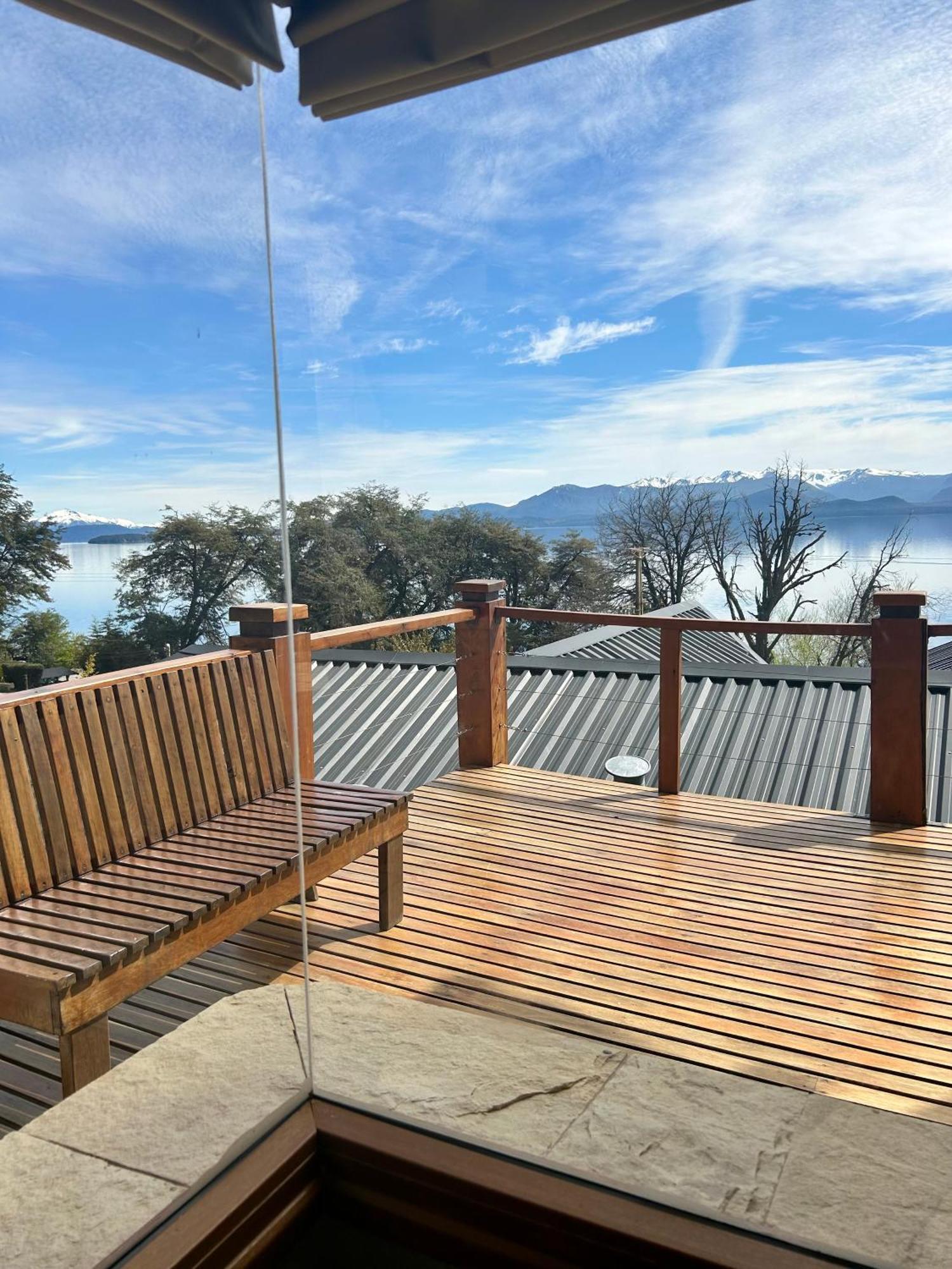 Bahia Paraiso Apart & Suites San Carlos de Bariloche Eksteriør billede