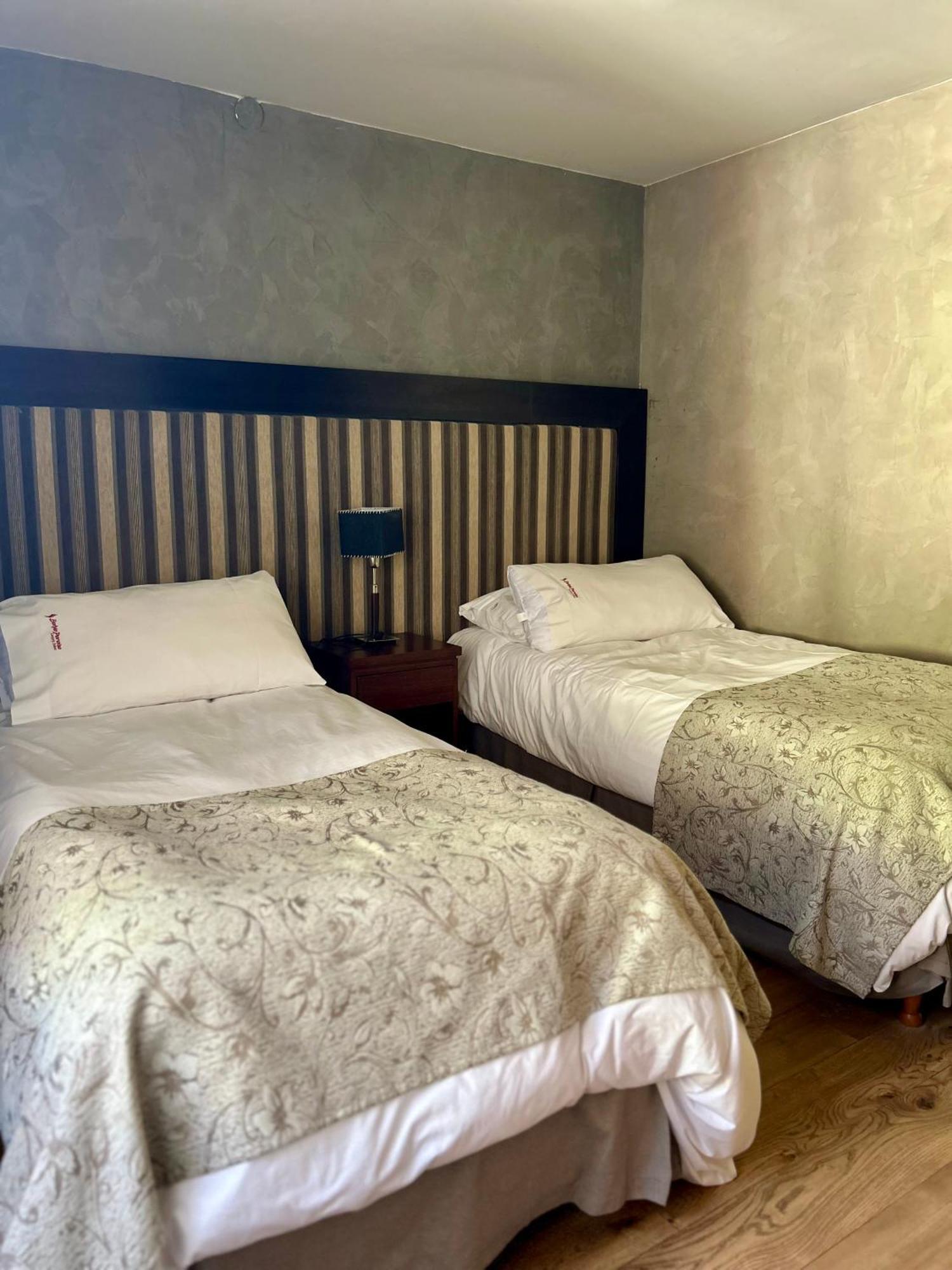 Bahia Paraiso Apart & Suites San Carlos de Bariloche Eksteriør billede