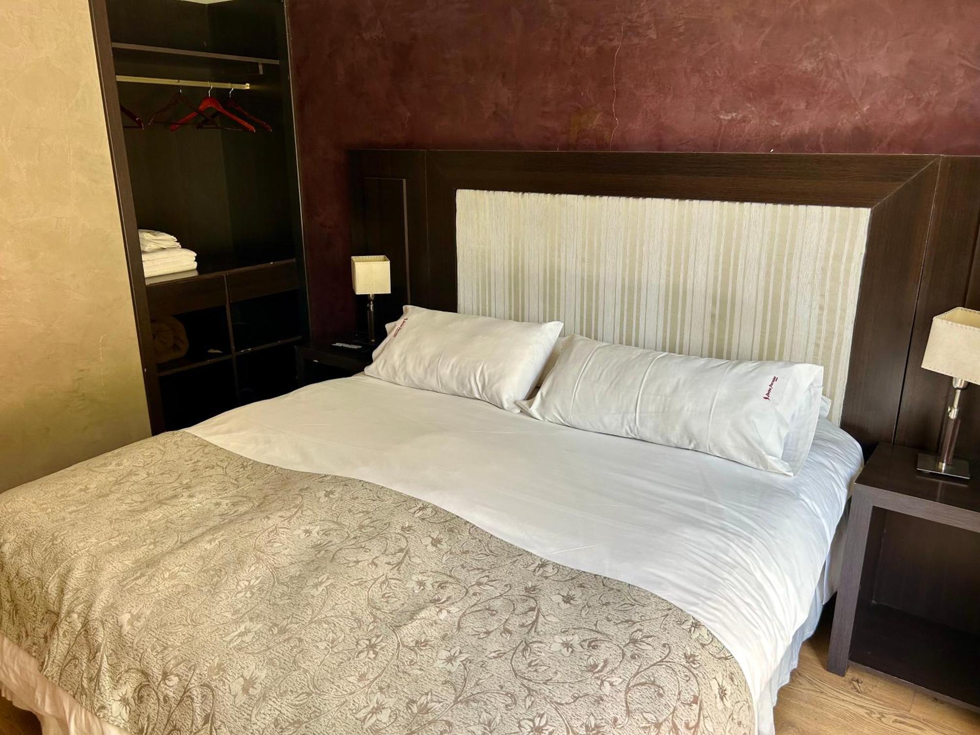 Bahia Paraiso Apart & Suites San Carlos de Bariloche Eksteriør billede