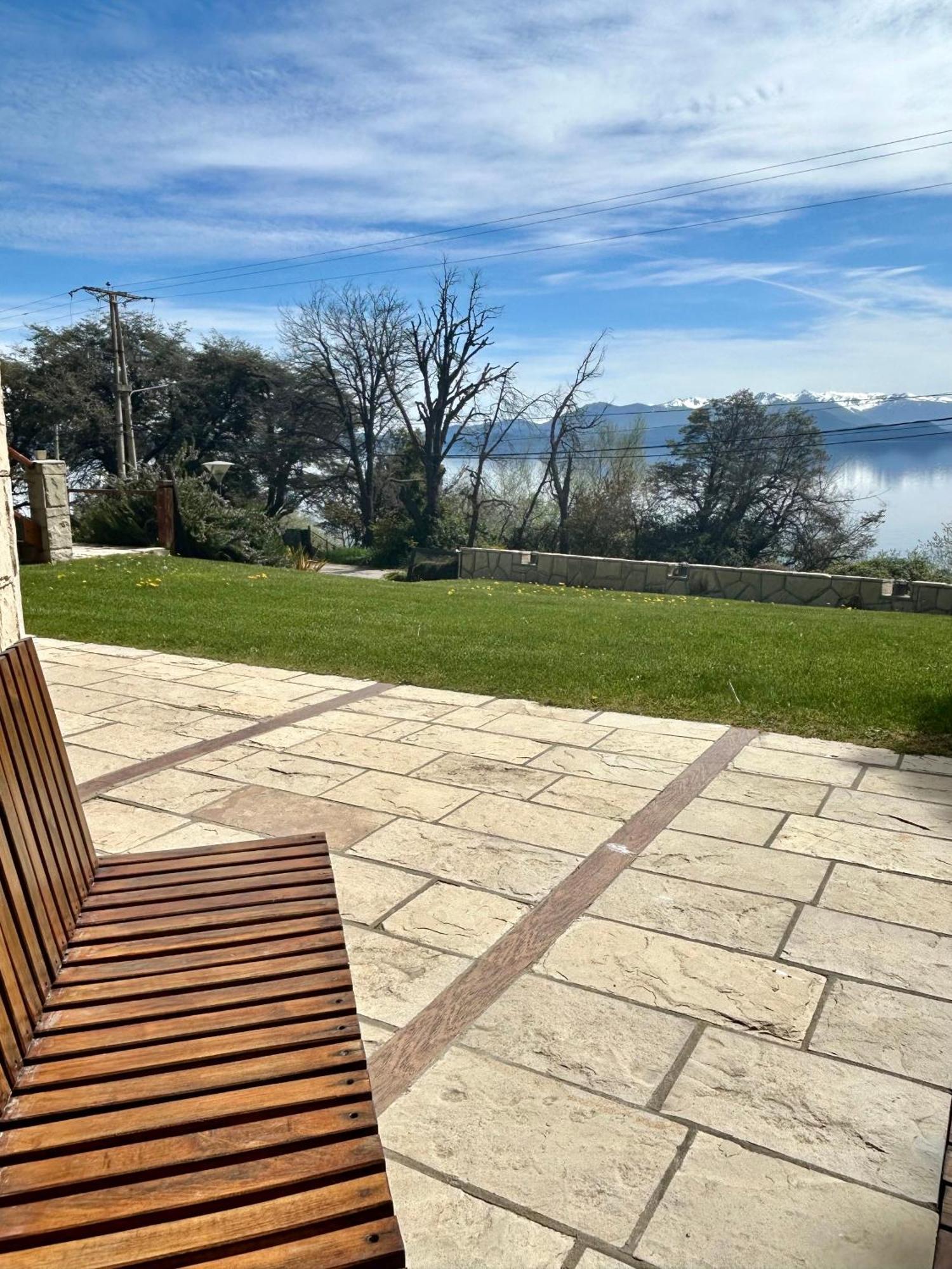 Bahia Paraiso Apart & Suites San Carlos de Bariloche Eksteriør billede
