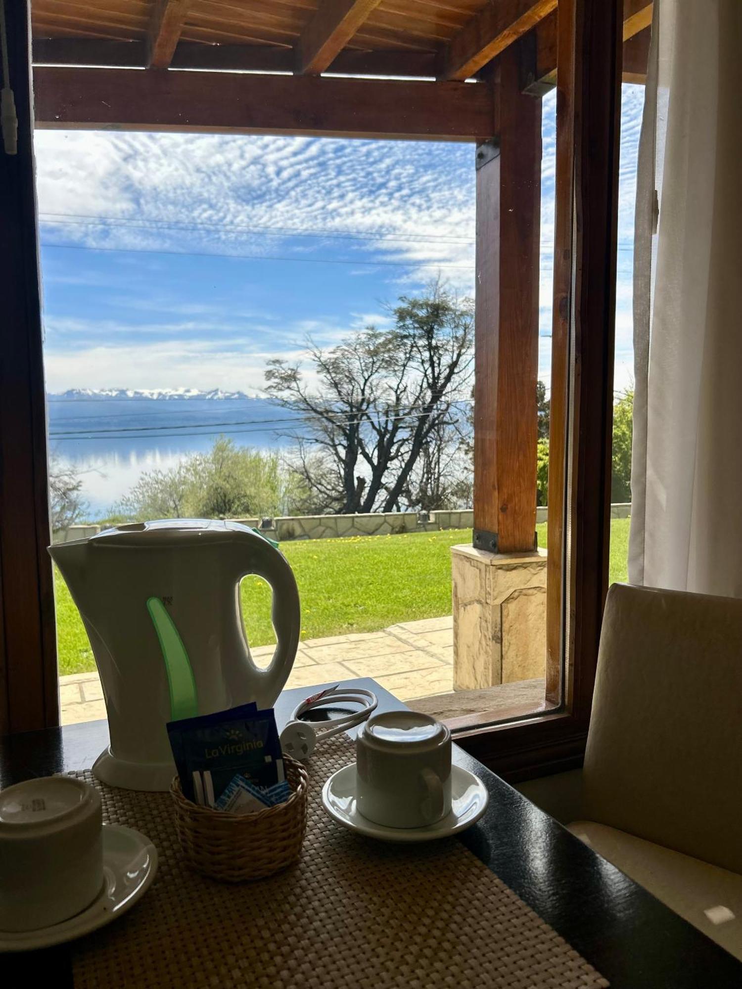 Bahia Paraiso Apart & Suites San Carlos de Bariloche Eksteriør billede